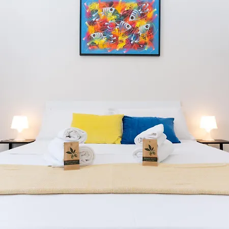 Promo Inizio Anno 3 In Centro Citta Con Balcone, Parcheggio Pubblico A 500m Lägenhet