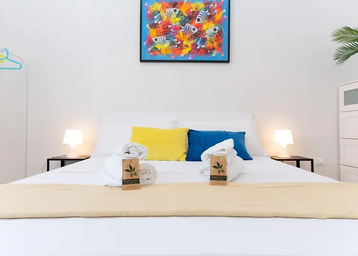 3 Esclusive In Centro Citta Con Balcone, Parcheggio Pubblico A 500m Apartment