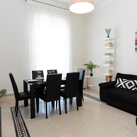 Apartamento 3 Esclusive Con Balconi A 350m Dal Mare, Centro, Parcheggio Pubblico A 500m
