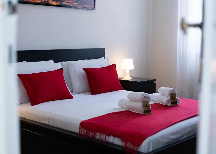 3 Esclusive In Centro Citta Con Balcone, Parcheggio Pubblico A 500m