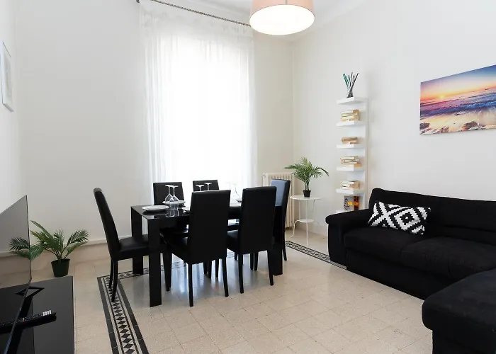 3 Esclusive In Centro Citta Con Balcone, Parcheggio Pubblico A 500m Daire